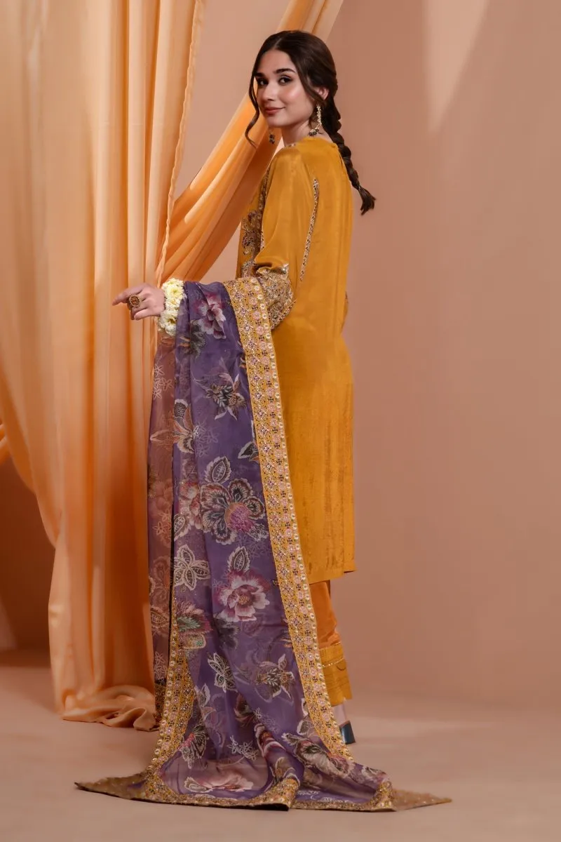 Here’s an optimized title for the e-commerce product:

Mihrimah Luxurious Raw Silk Pret - Elegant MIH71 Dress with Exquisite Details

This revised title includes modifiers that emphasize the luxury and elegance of the product while clearly identifying the specific model number.